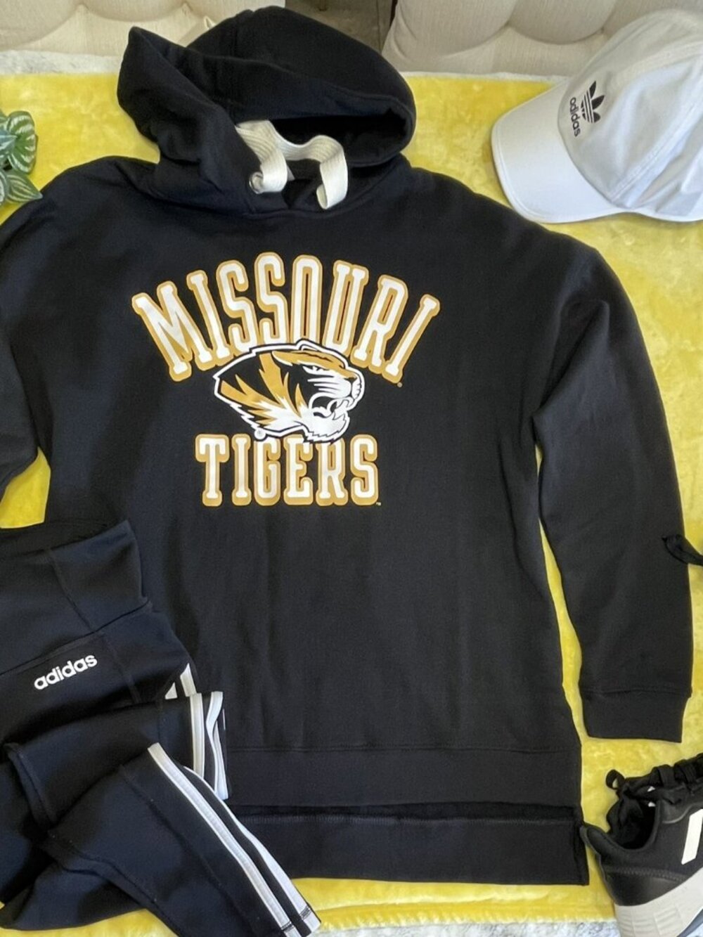 MISSOURI TIGERS Rivalry Threads Arch & Logo 3.0 Hoddie Black Size M New
